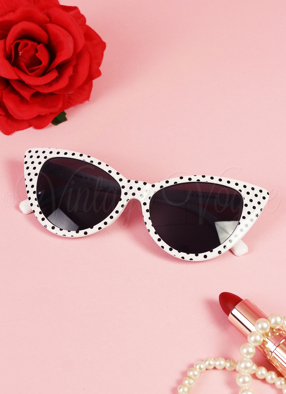 Oh so Retro! Vintage Cat Eye Sonnenbrille Polka Dots in Weiß