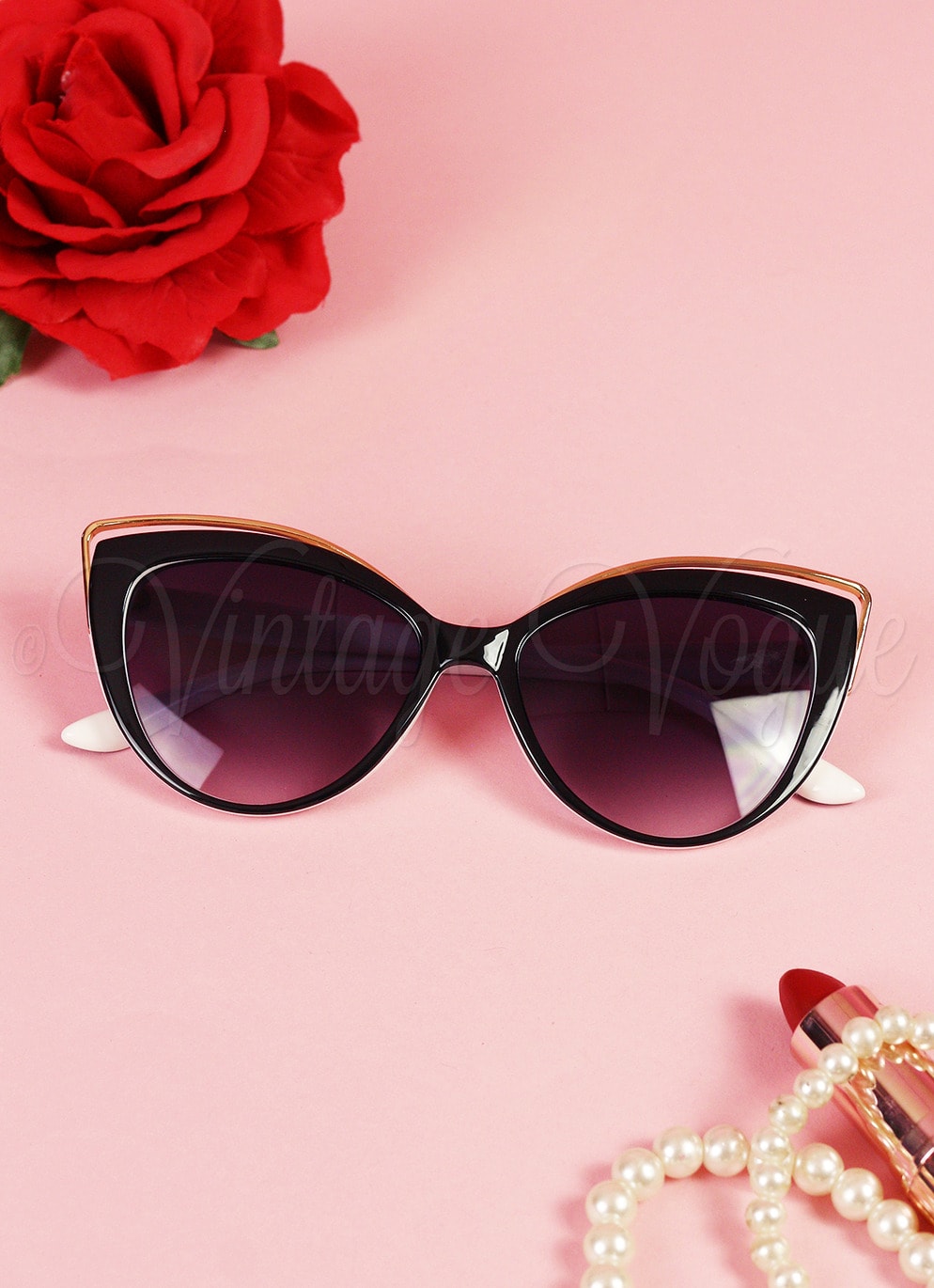 Oh so Retro! Vintage Sonnenbrille Elegant Cat Eye in Schwarz Weiß Gold