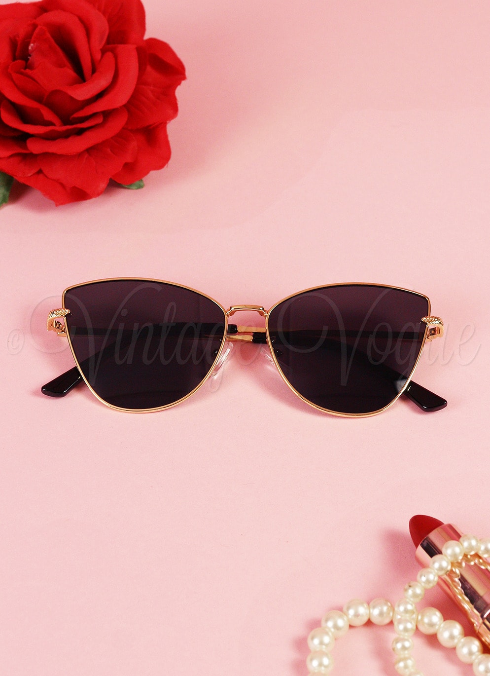 Oh so Retro! Vintage Sonnenbrille Modern Cat Eye in Schwarz Gold
