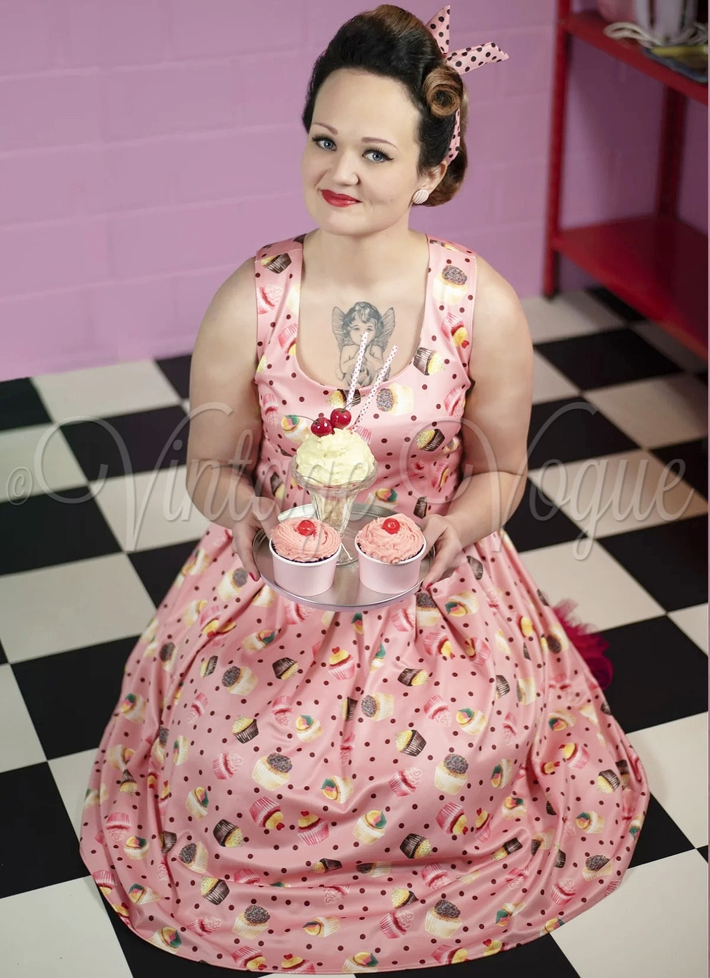Dolly and Dotty 50's Rockabilly Retro Swing Kleid Amanda Cupcake in Rosa 50er Jahre Petticoat Damenkleid Swing Jive Lindy Hop Damen Dress Kirschen Cherries