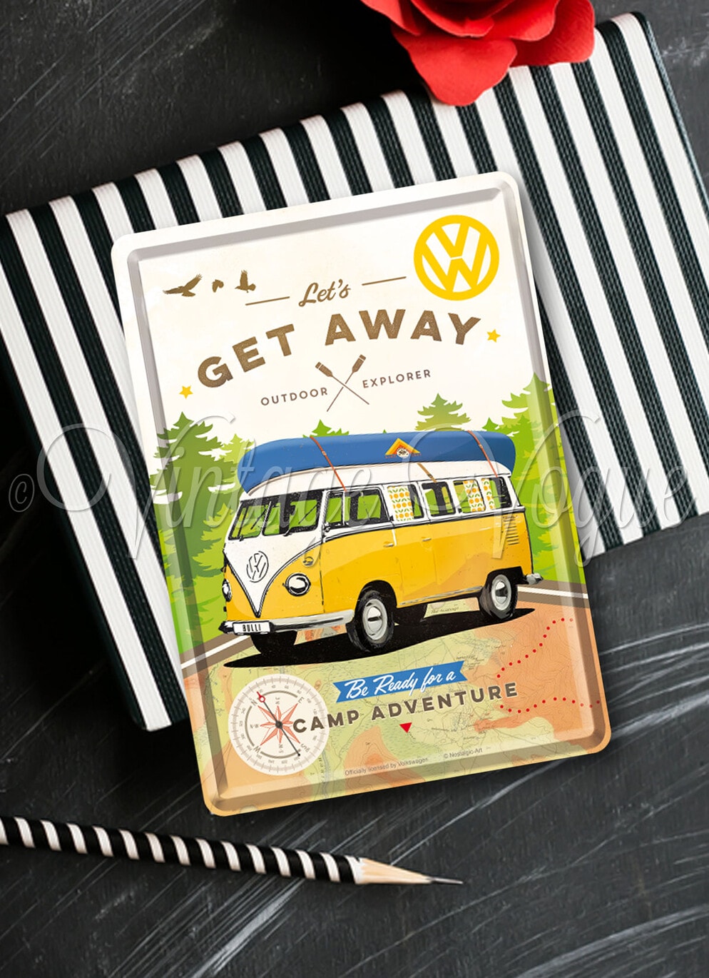 Nostalgic Art Retro Blechpostkarte VW Bulli - Let's get away